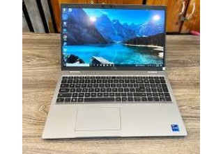 Dell Latitude 5520 i7 1165G7 8G 256G 15.6" B1